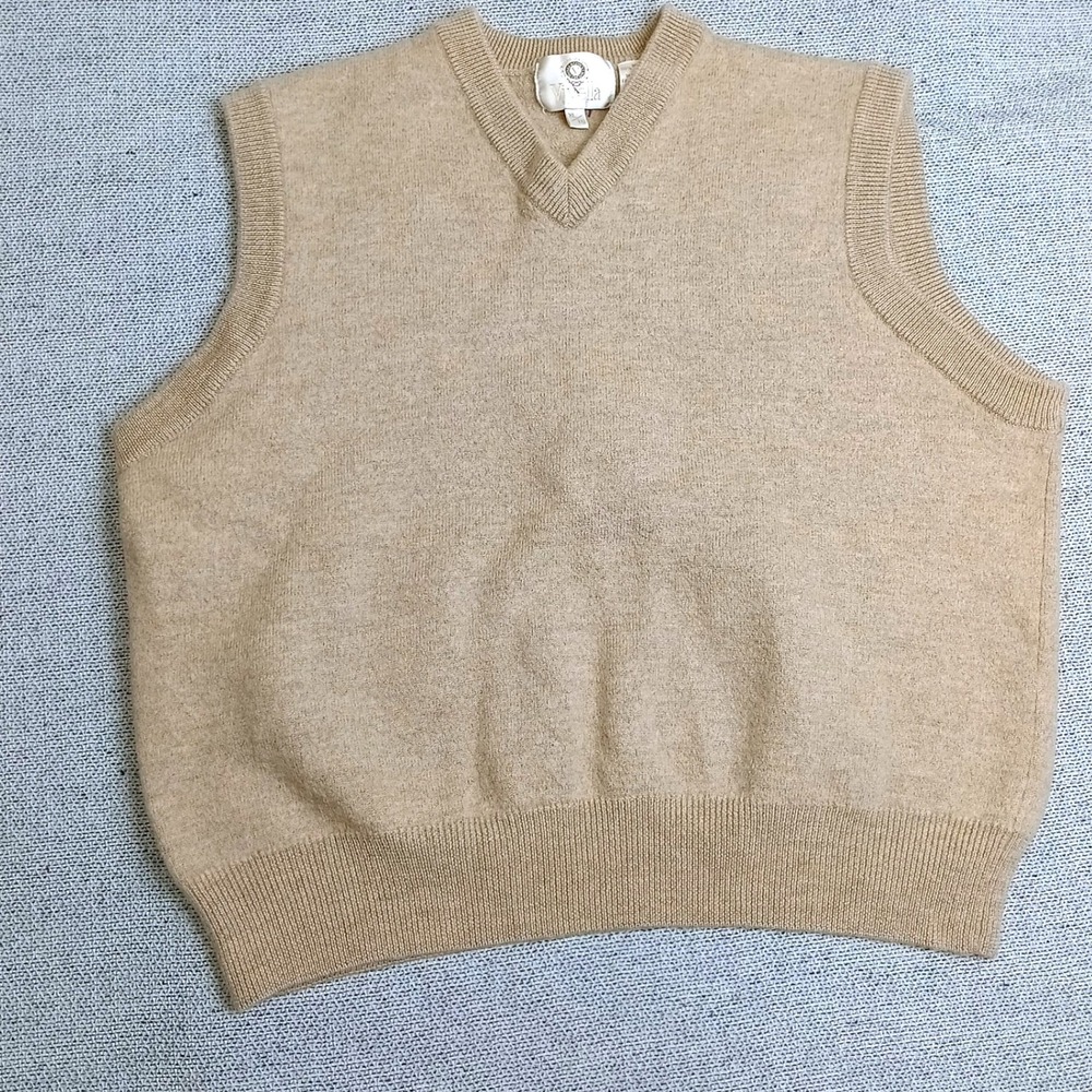 Viyella Sweater Vest Mens XL Tan Excellent 100% Merino Wool V-Neck Solid Classic